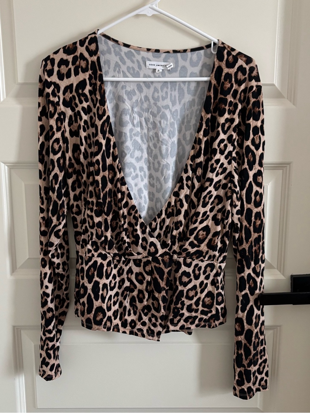 Good American Leopard Print Surplice Long-Sleeve Top - Brown/Black